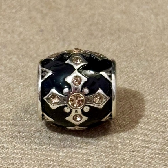 🆕Listing 🆕 Brighton bead Silver crosses Black enamel Pale gold crystals Retired - Picture 1 of 6